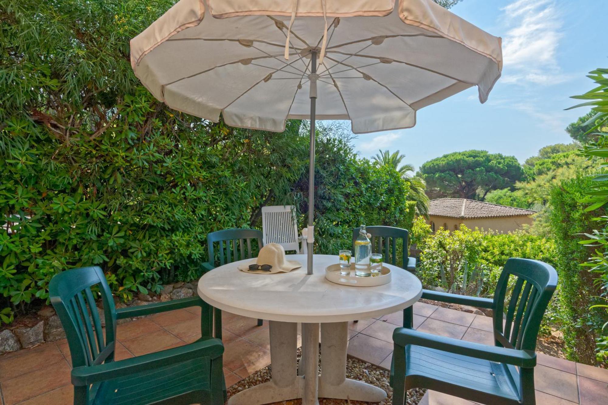 Residence Partenaire Le Domaine De Garlande Cavalaire-sur-Mer Luaran gambar