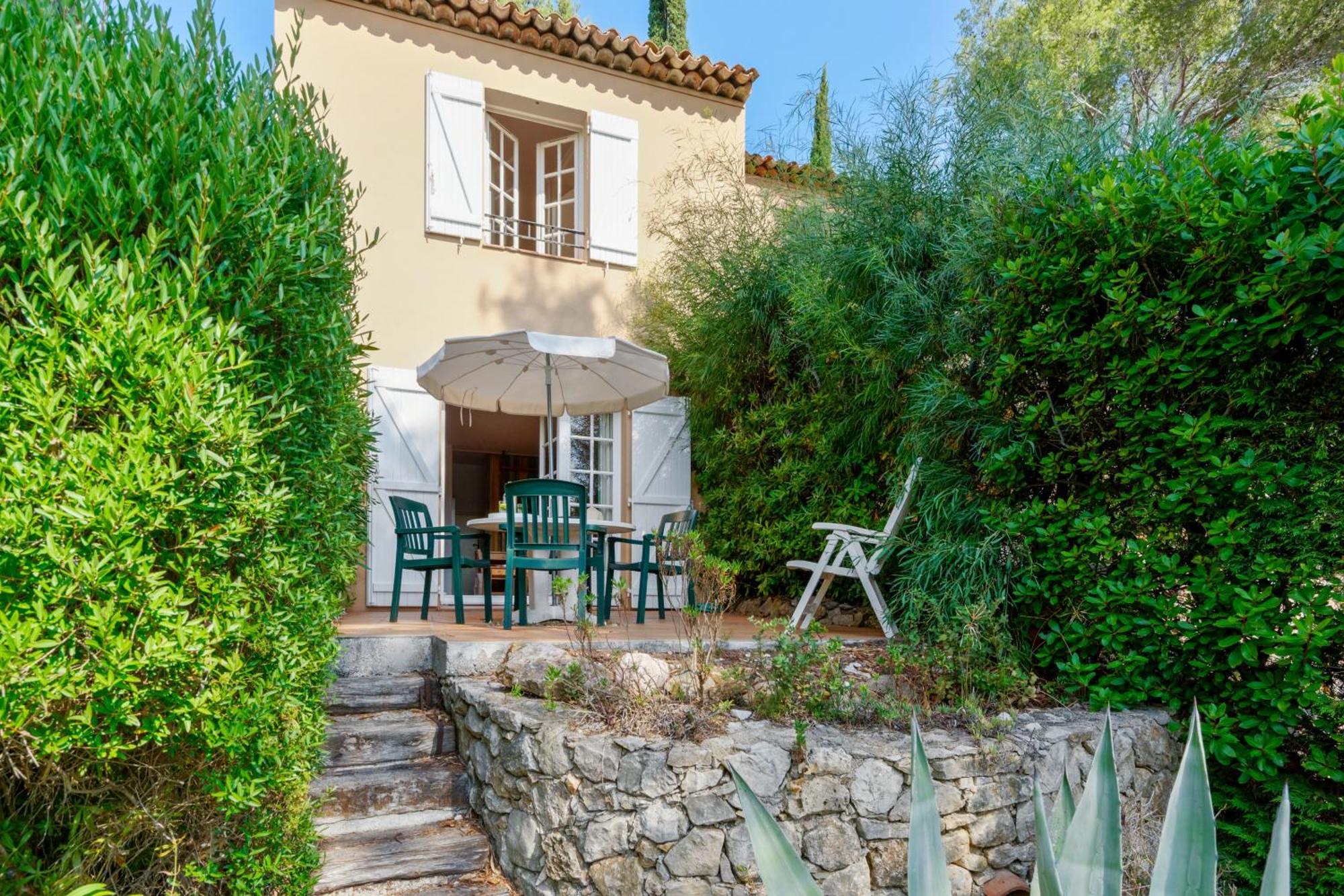 Residence Partenaire Le Domaine De Garlande Cavalaire-sur-Mer Luaran gambar