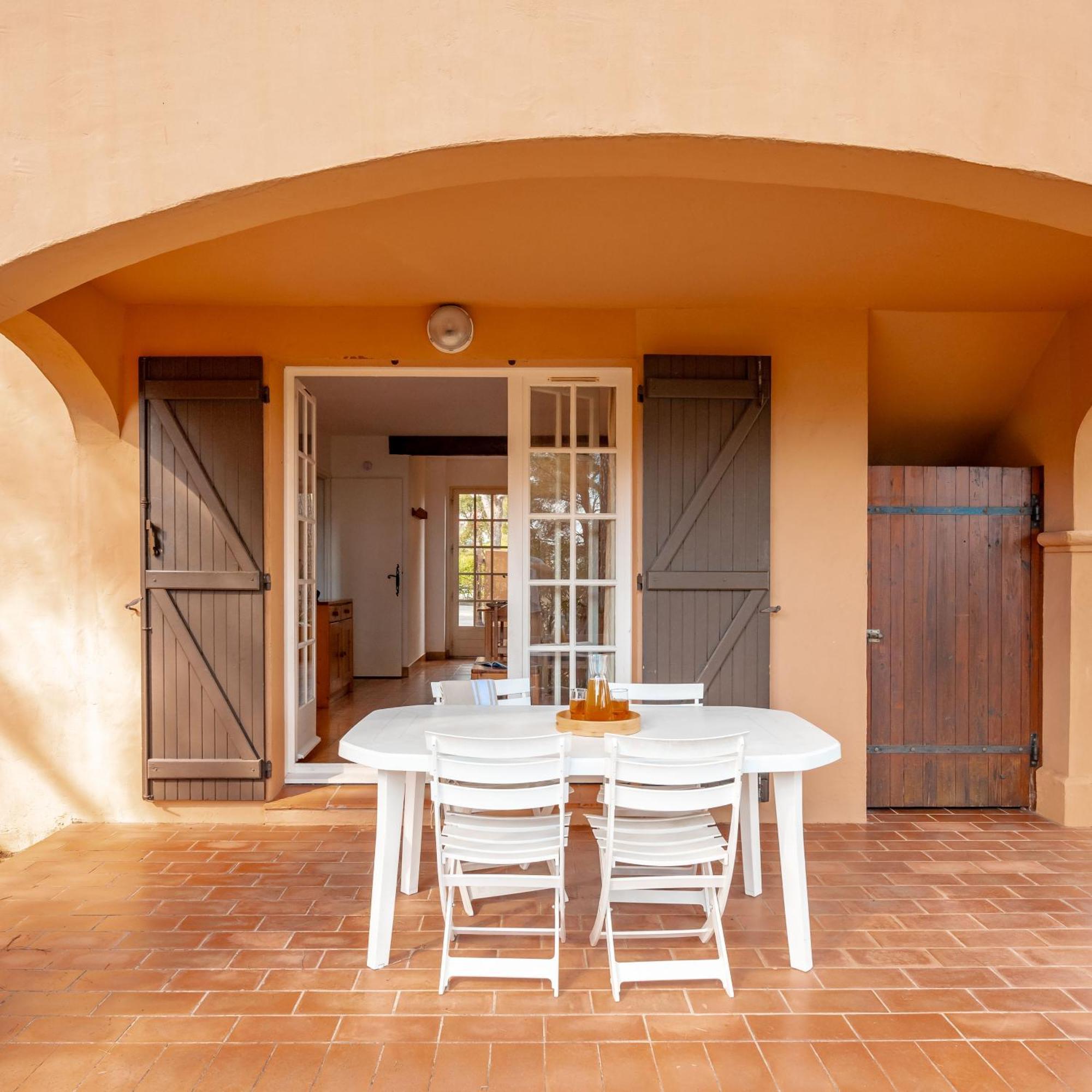 Residence Partenaire Le Domaine De Garlande Cavalaire-sur-Mer Luaran gambar