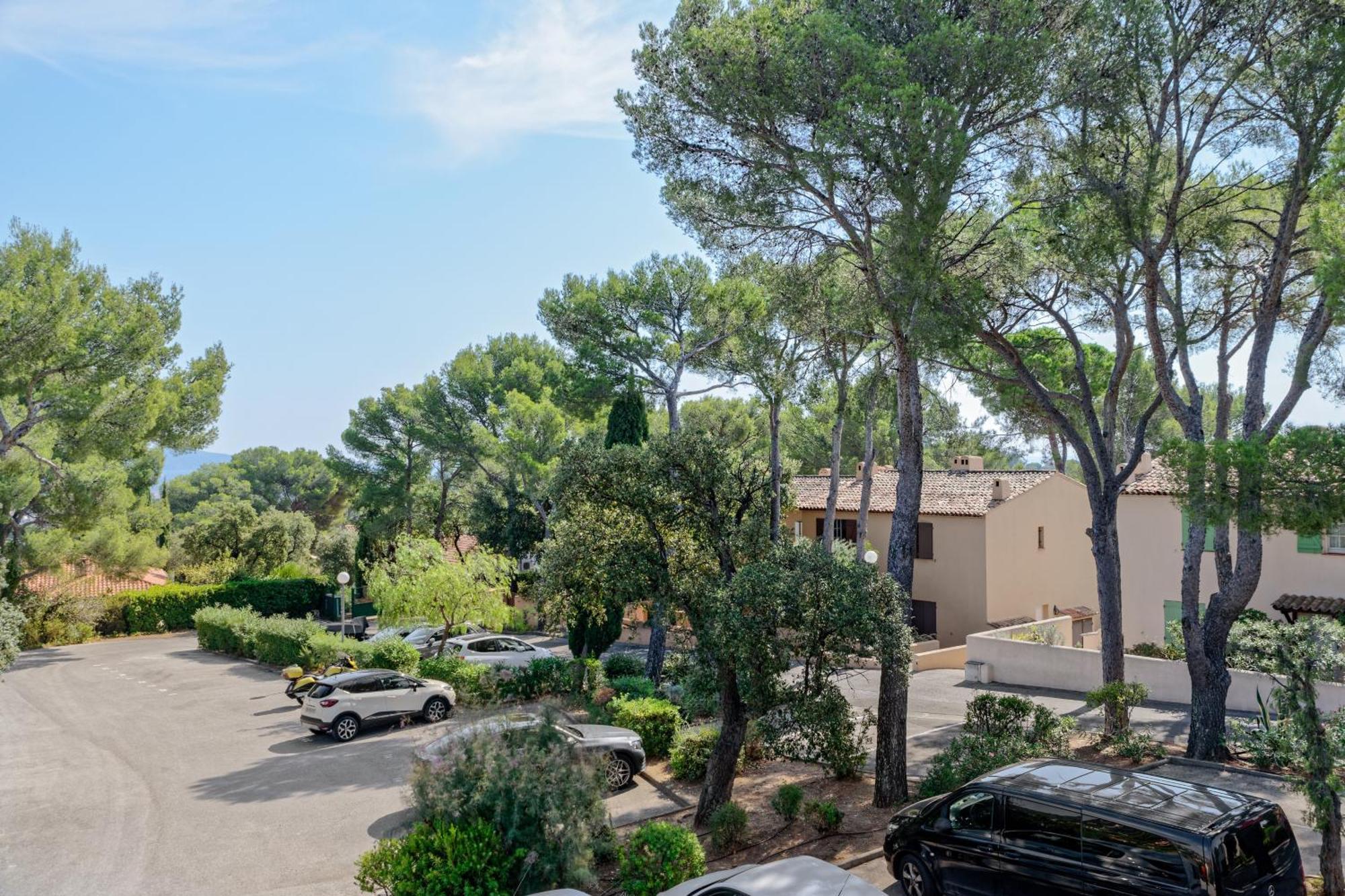 Residence Partenaire Le Domaine De Garlande Cavalaire-sur-Mer Luaran gambar