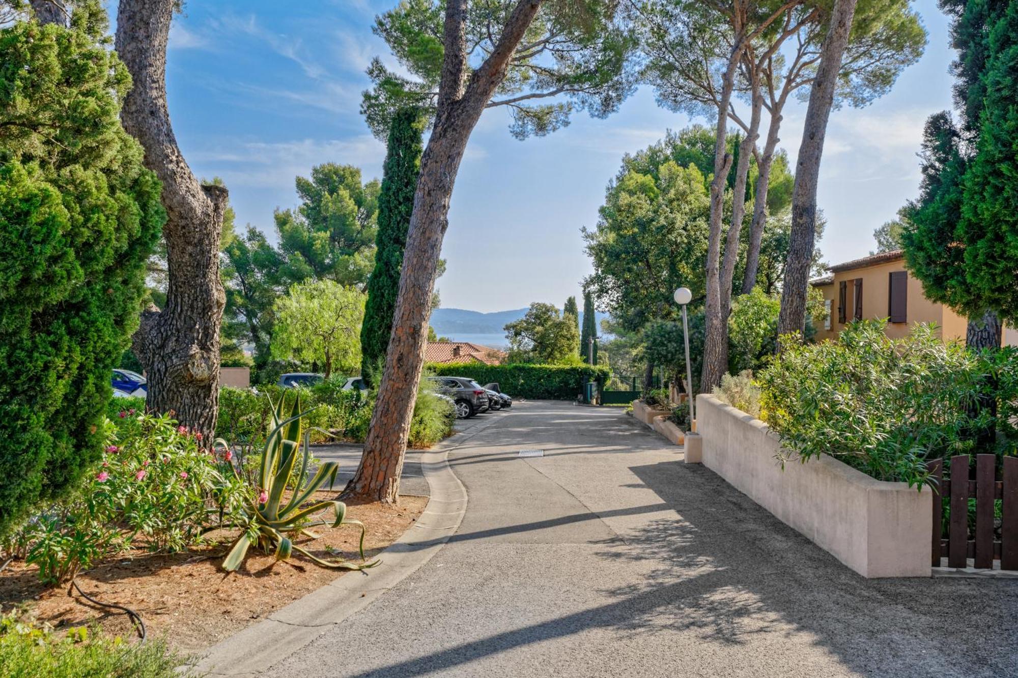 Residence Partenaire Le Domaine De Garlande Cavalaire-sur-Mer Luaran gambar